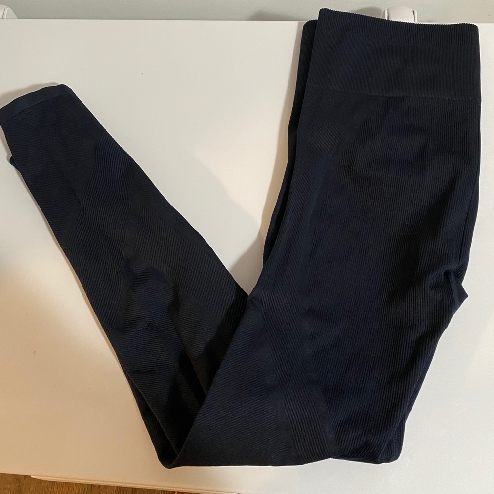 Fabletics high waisted seamless ribbed leggings